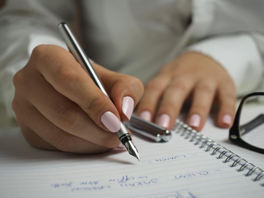 What is consistent scheduling?