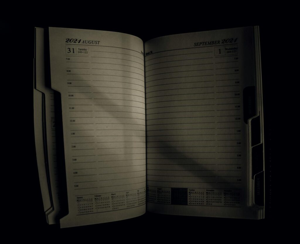 What is daily progress tracking applications?