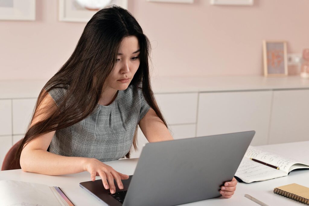 What is digital task manager?