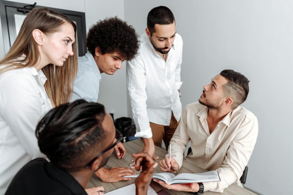 What is employee productivity analytics?