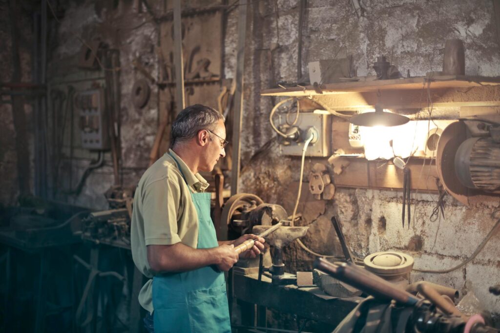 What is focus maintenance tool?