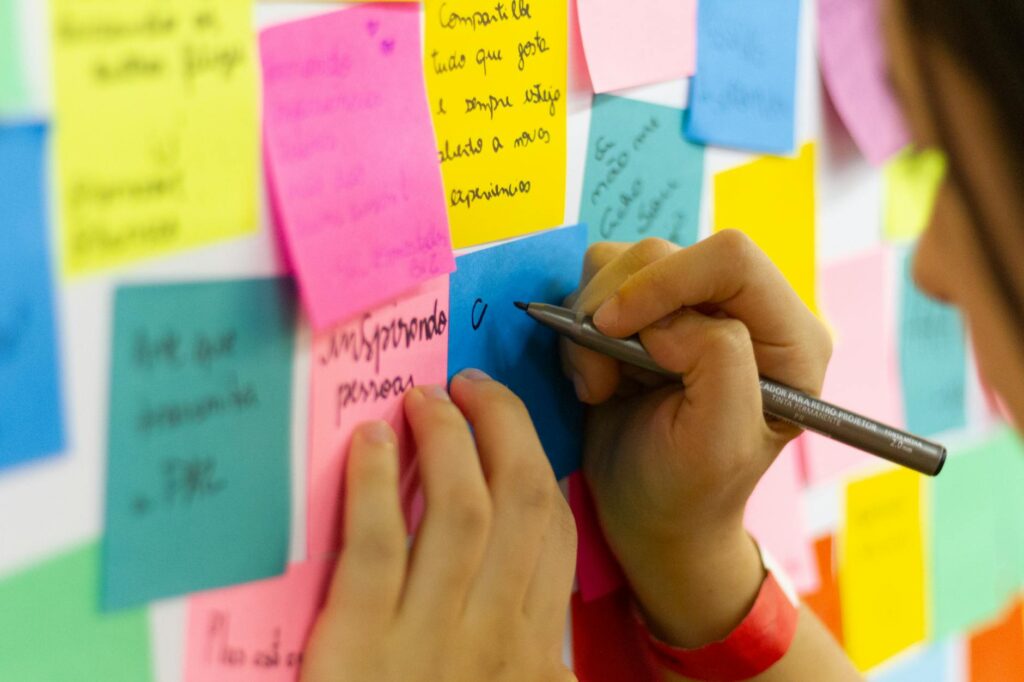 What is meeting agenda templates?