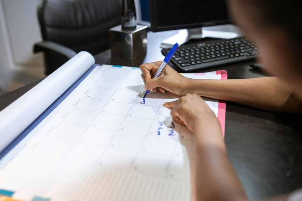 What is project deadline planner?
