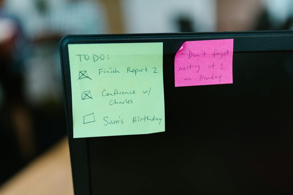 What is reminder scheduling applications?