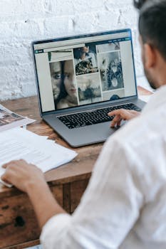 What is visual project trackers?